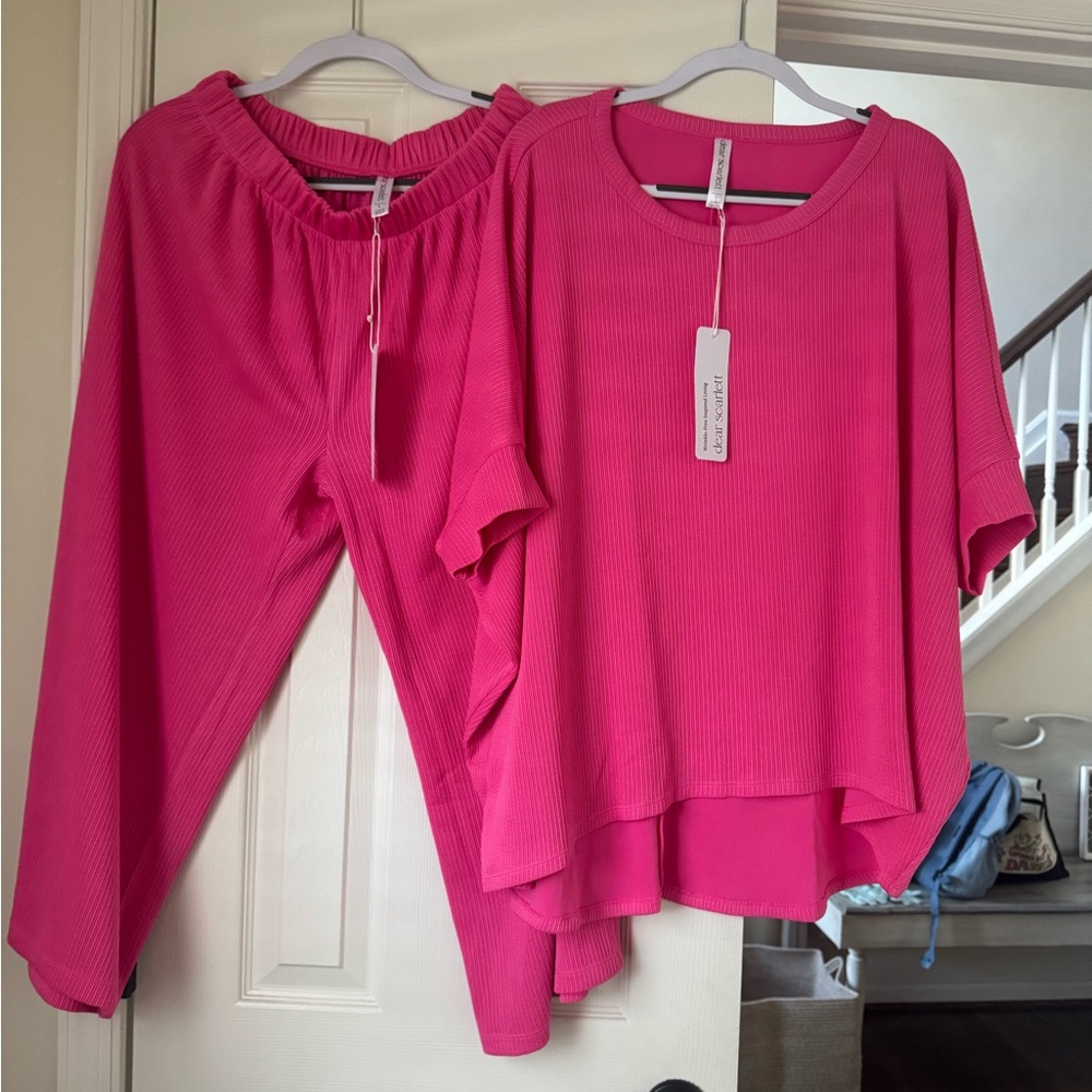 Chic Fuchsia Travel Set